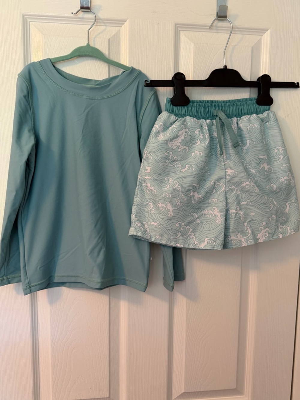 Caden Lane Seafoam Green Long-Sleeve Top & Wave-Print Shorts Pajama Set